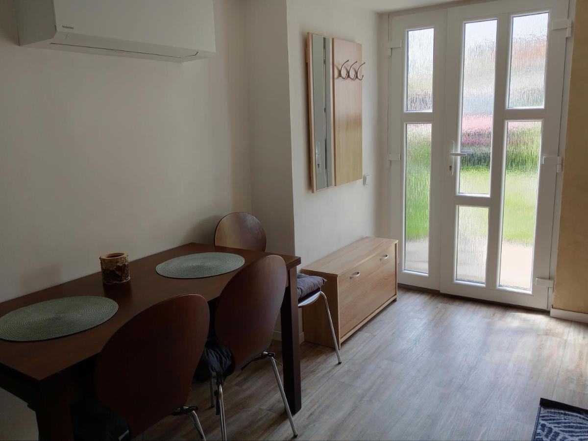 Apartman Marie Polepy Esterno foto